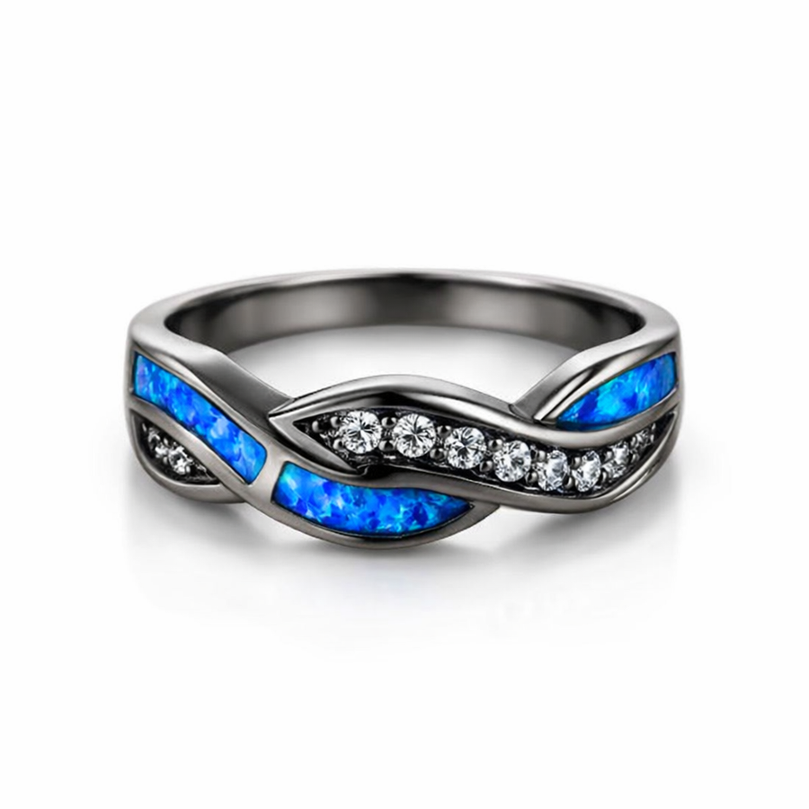 Thessia Lunebray Ring