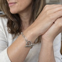Link Bracelet with T-Bar