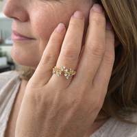 Elegant Vine Ring