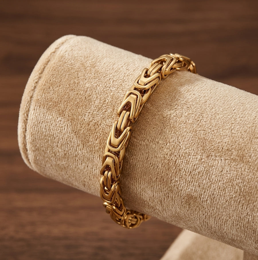 Lucian Crown Link Bracelet