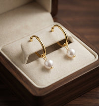 Delia Crest Earrings