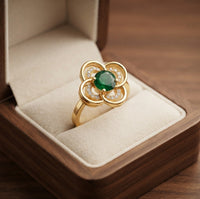 Emerald Clover Halo Spinner Ring