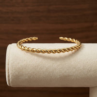 Twisted Bracelet