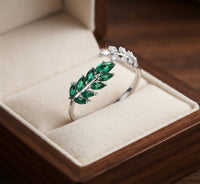 Vivara Lyselle Ring