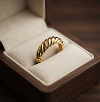 Croissant Ring
