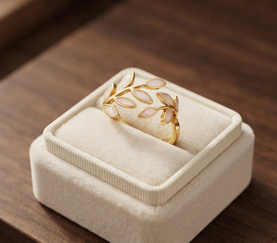 Neraya Delicate Leaf Open Ring